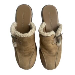 Lower East Side Women's Y2K 90s Suede Leather Sherpa Trim Wedge Mule Clogs 7.5